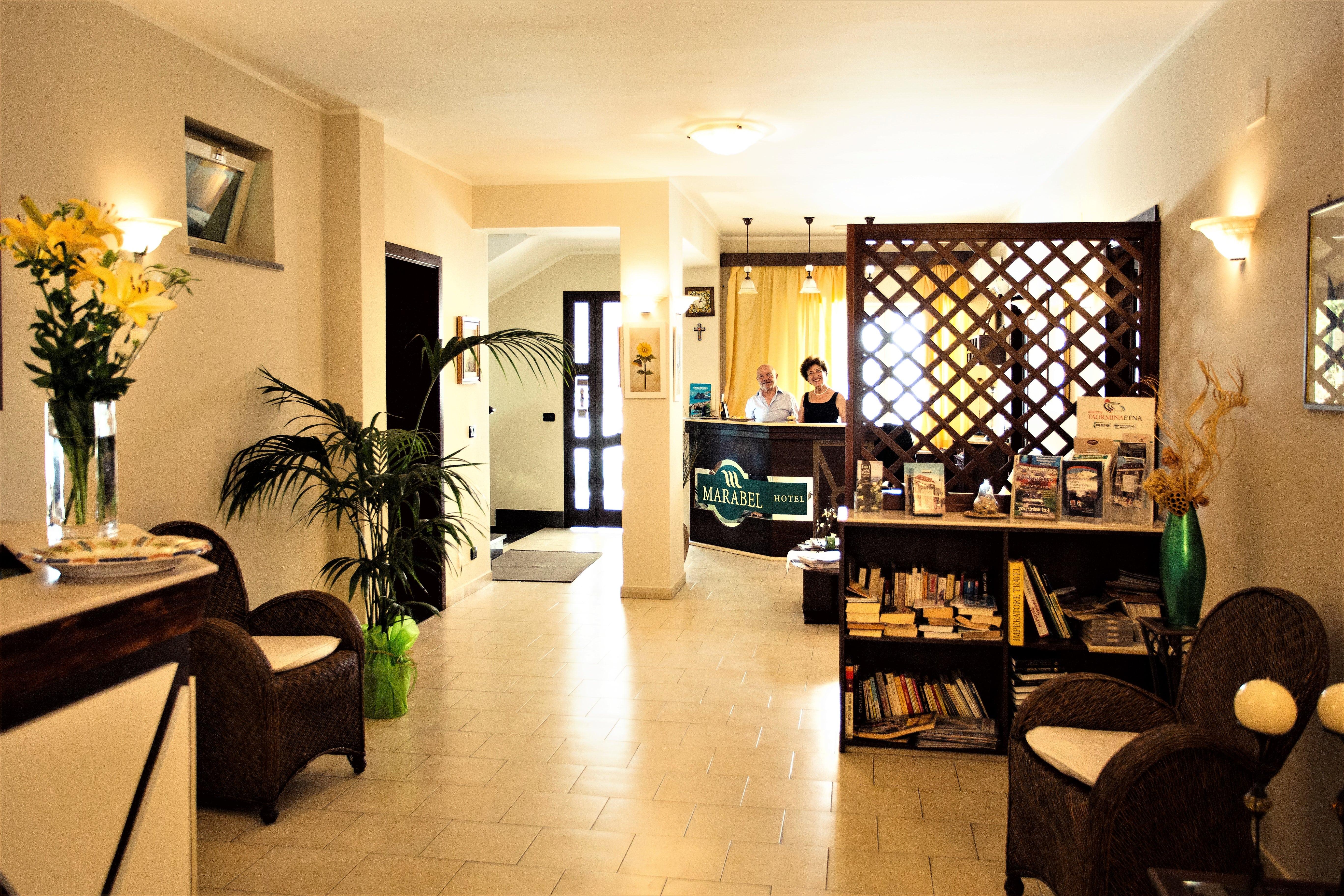Hotel Marabel Sant'Alessio Siculo Exterior foto