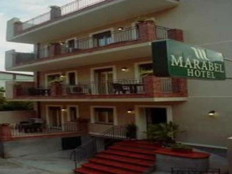 Hotel Marabel Sant'Alessio Siculo Exterior foto