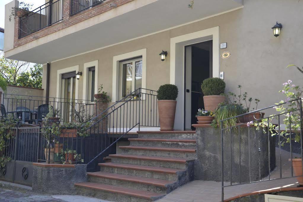 Hotel Marabel Sant'Alessio Siculo Exterior foto